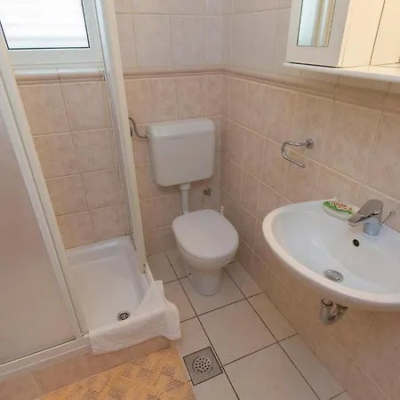 1 Bedroom Cozy In * Srima